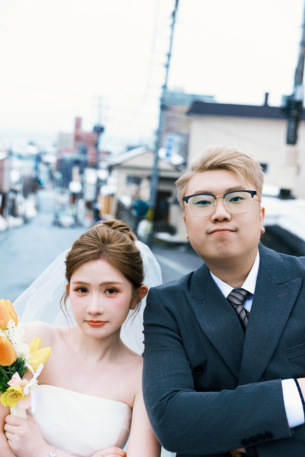 小樽の街並みで撮影したウェディングフォト